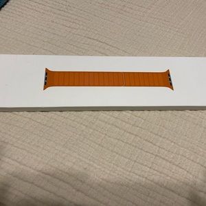 Apple Watch Golden Brown Leather Link